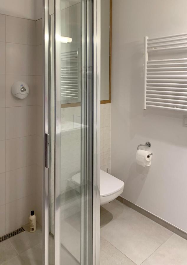 404 Rooms Wolska Apartament Varsóvia Exterior foto